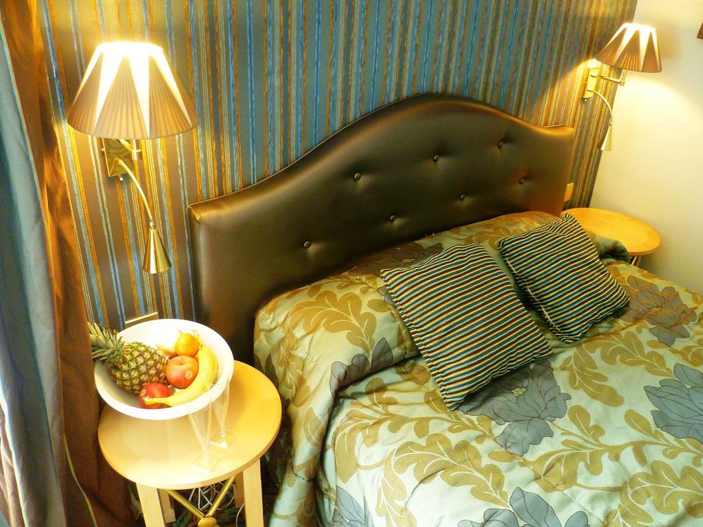 Hotel Central Saint Germain Париж Экстерьер фото