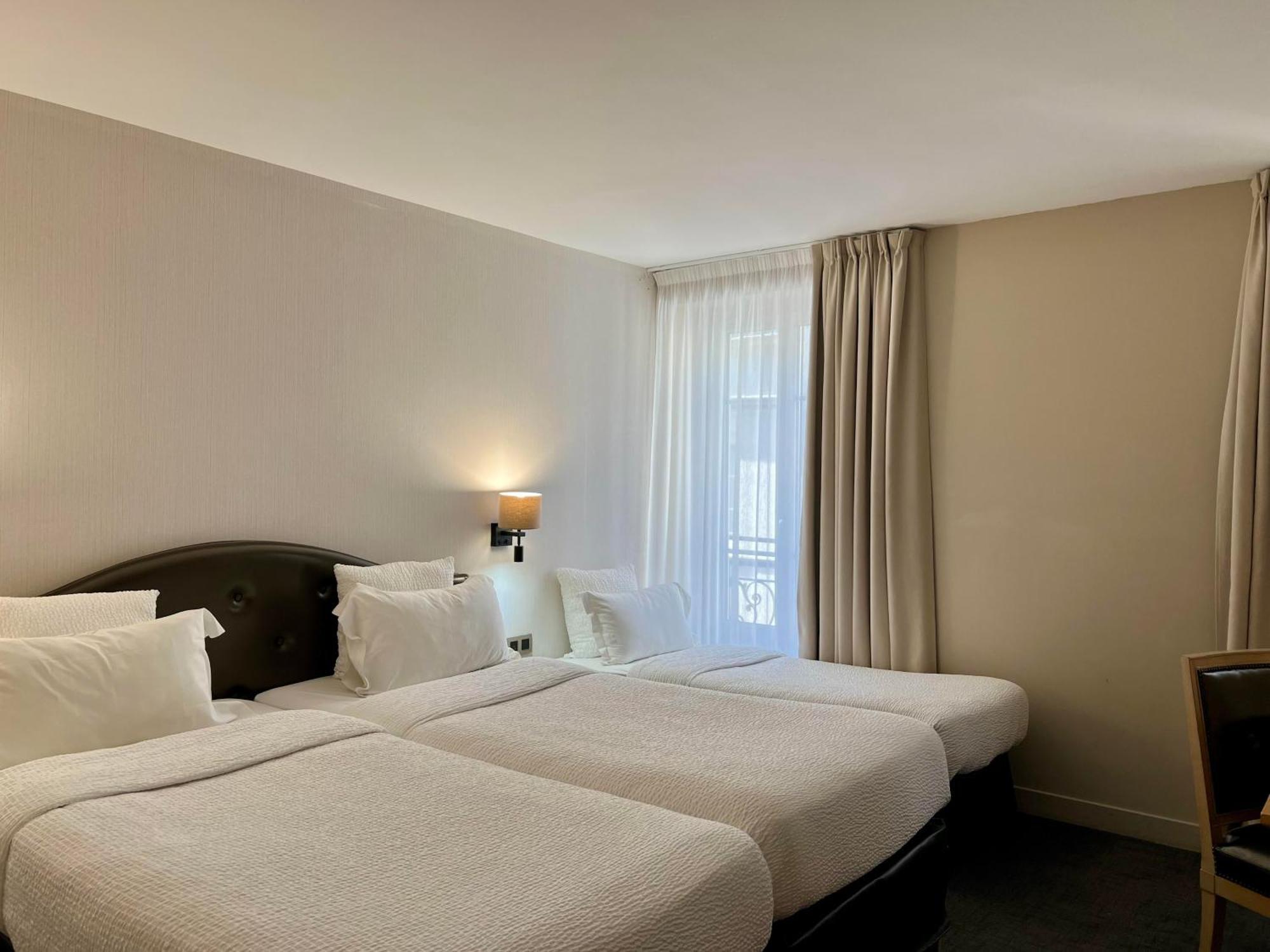 Hotel Central Saint Germain Париж Экстерьер фото