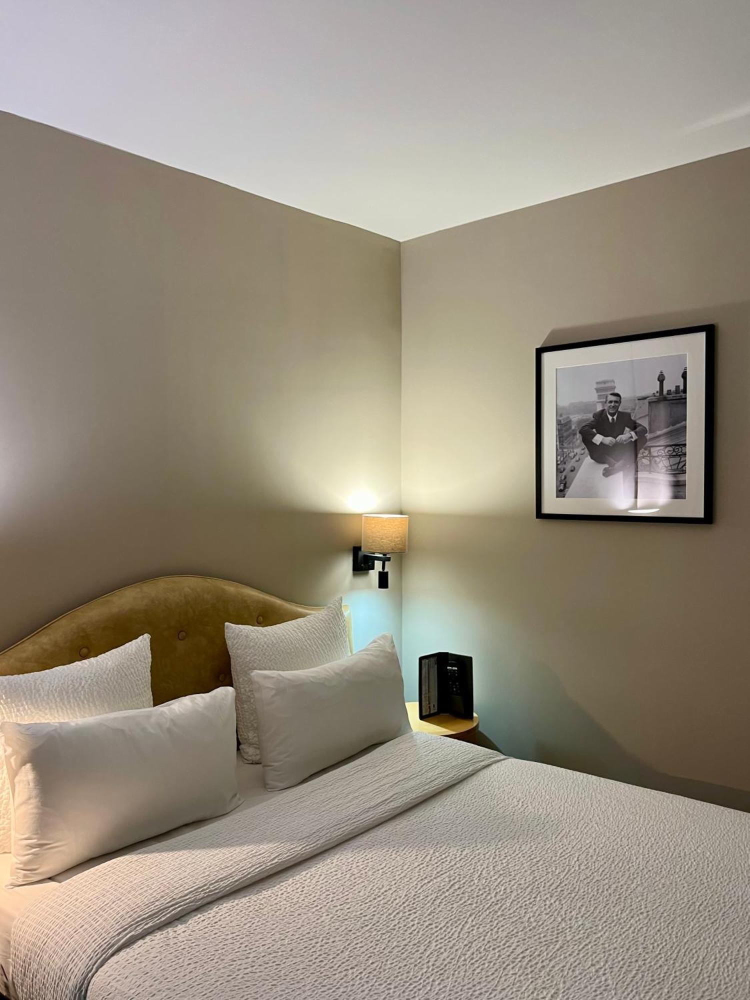 Hotel Central Saint Germain Париж Экстерьер фото