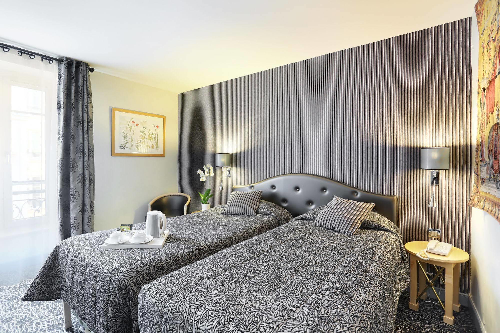 Hotel Central Saint Germain Париж Экстерьер фото
